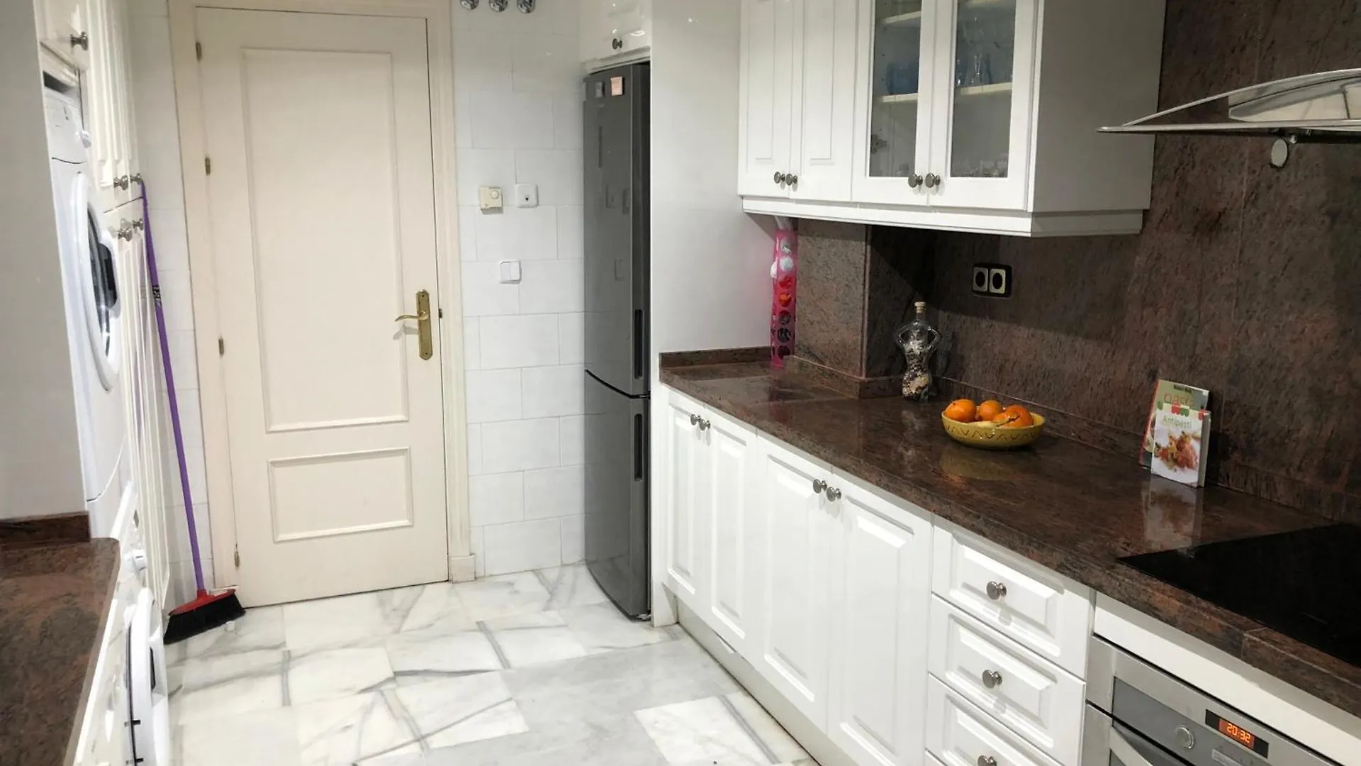 Magna 3 Bed Nueva Andalucia Marbella Apartment Spain